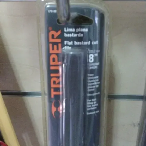 Lima Media Caña 8 Pulgadas Truper Con Mango De Goma V10
